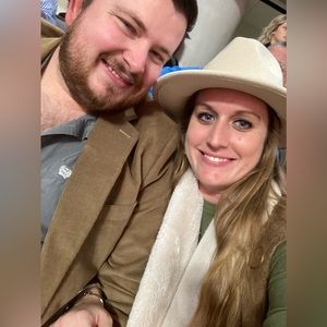 Meet your Posher, Kelli